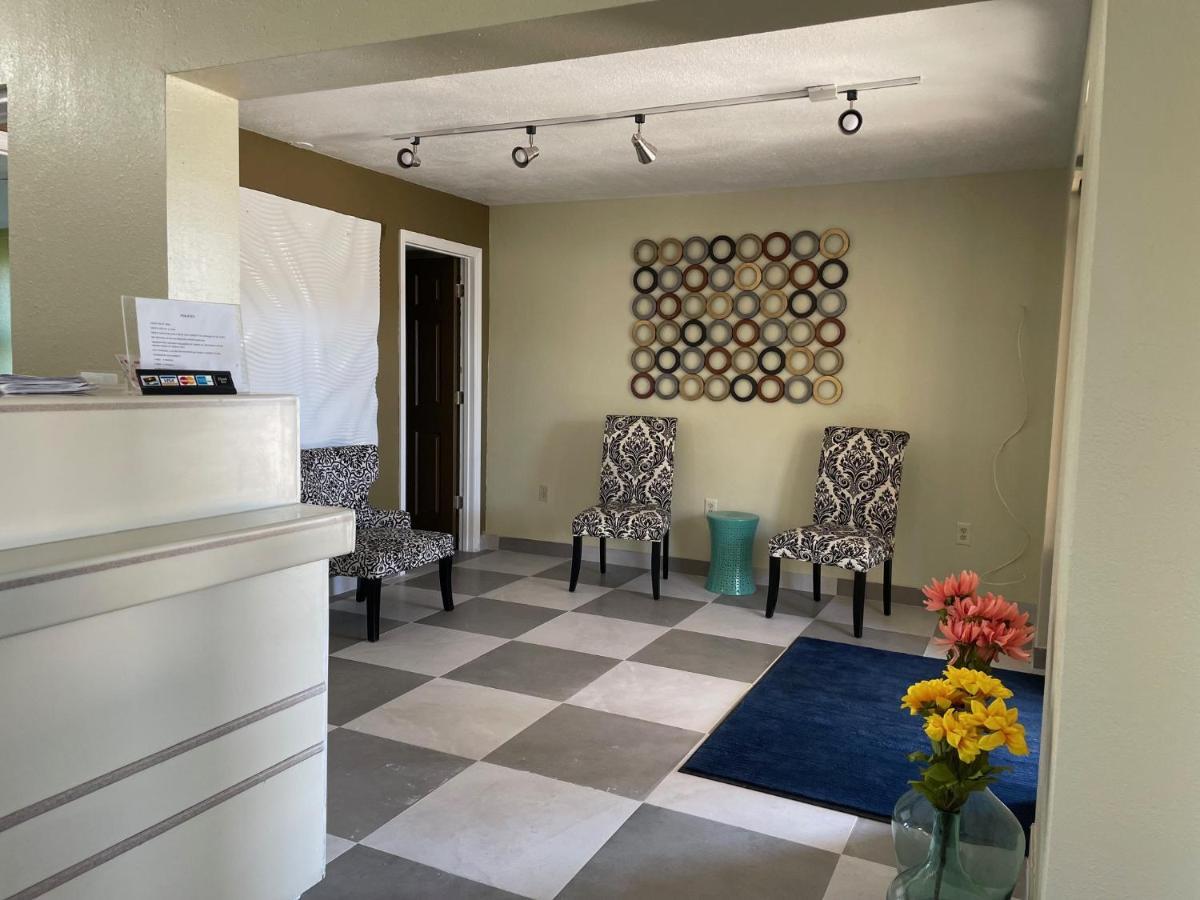 Guest Inn Lake City Bagian luar foto
